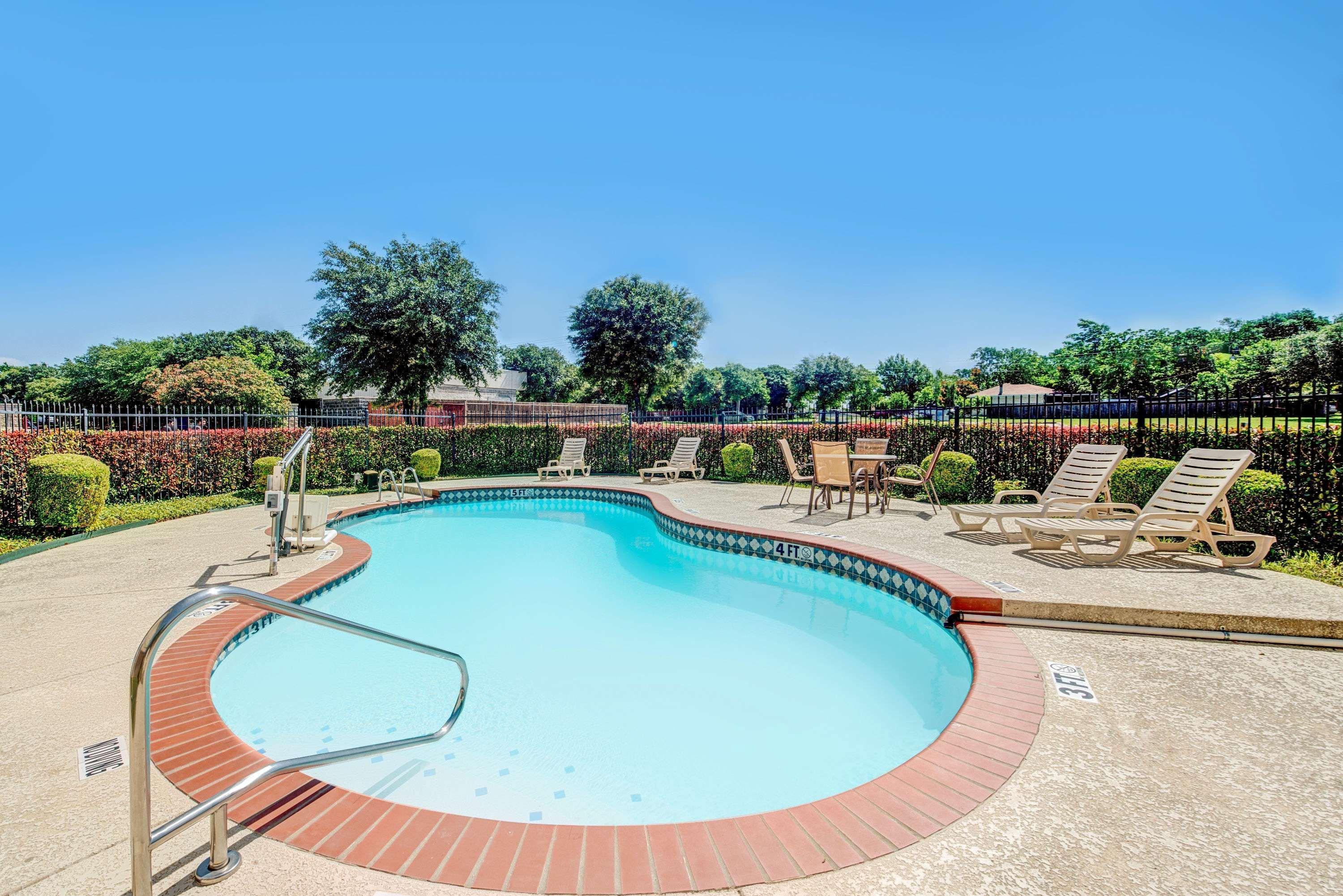 Super 8 By Wyndham Mckinney/plano Area Hotel McKinney